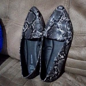 Time And Tru Slip On Shoes Memory Foam 6W